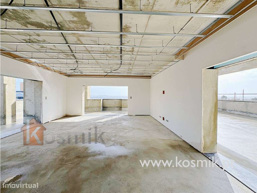 POETAS' GARDEN - PARADELA - LOURES - LISBOA - NOVOS EM CONSTRUÇÃO T1+1-22