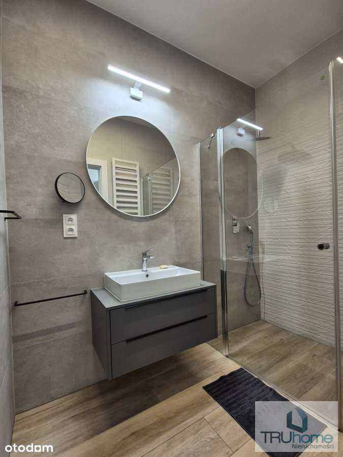 Pierwsza dzielnica - nowoczesne studio z garażem - Pełny obrazek: 5/10