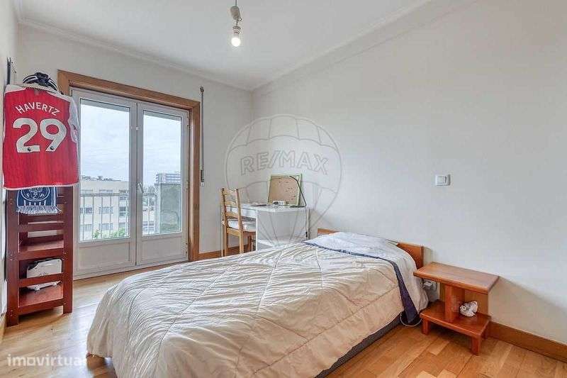 Arrenda T2+3 Hospital São João - Grande imagem: 5/10