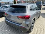 Mercedes-Benz GLA - 4