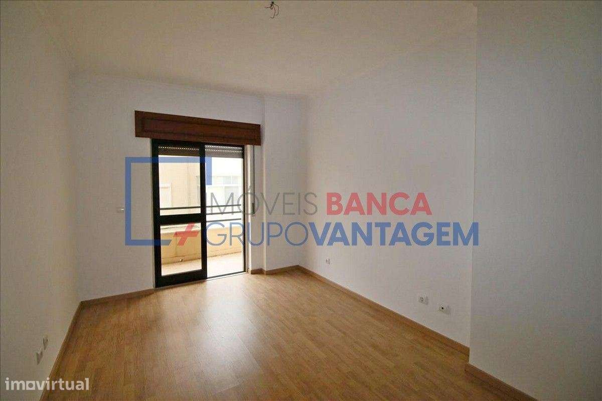 APARTAMENTO T3 SANTARÉM - Grande imagem: 5/7
