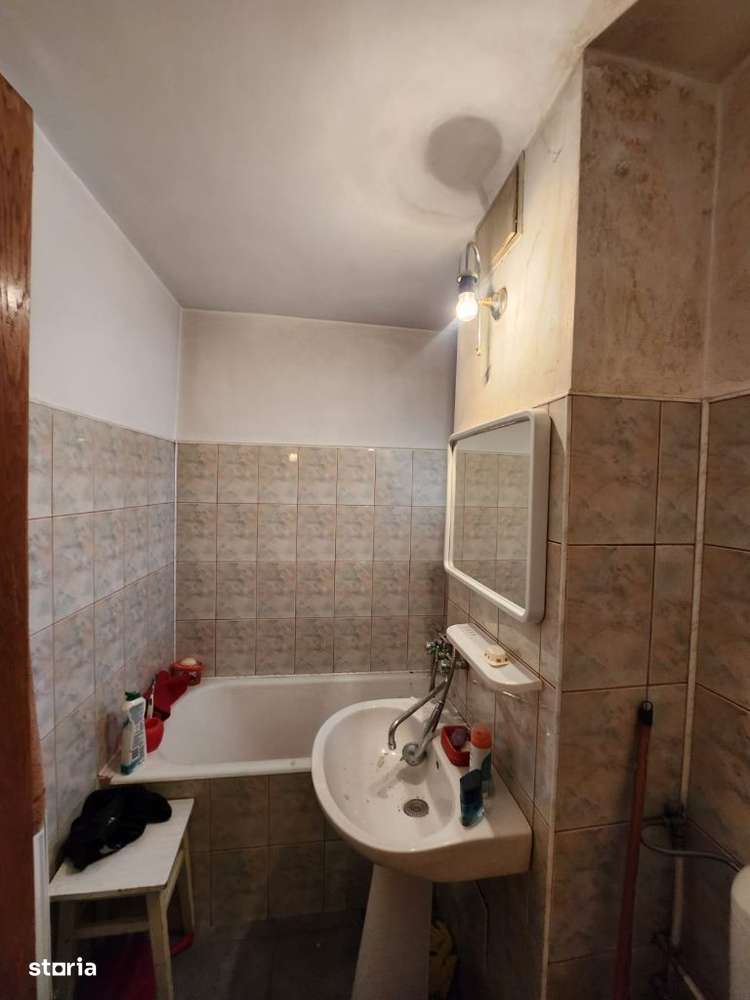 Apartament de vanzare 4 camere - Negru Voda-10