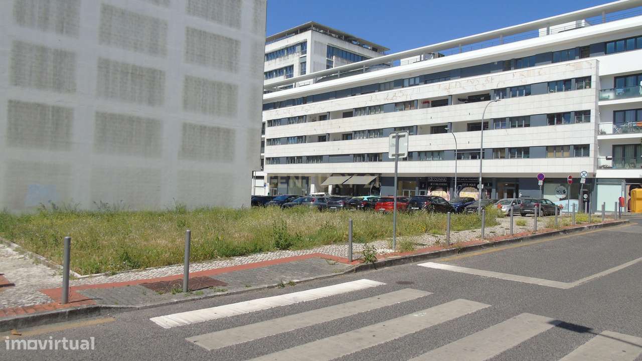 LOTE PARA CONSTRUÇÃO | 10 APARTAMENTOS,  VILLA PARK – AMADORA-2