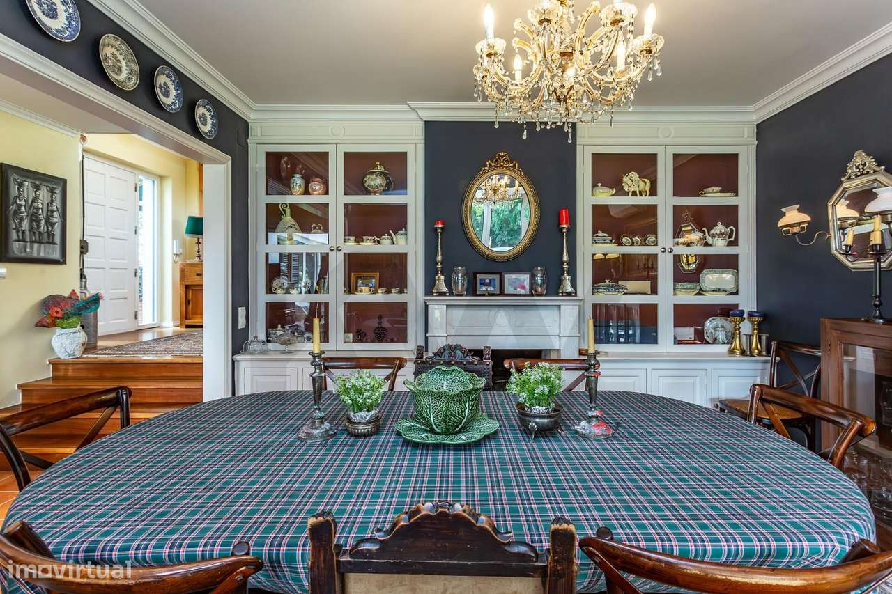 Moradia de Luxo T3 + 1 com Piscina e Jardim Privado em Alcabideche, Ca-26