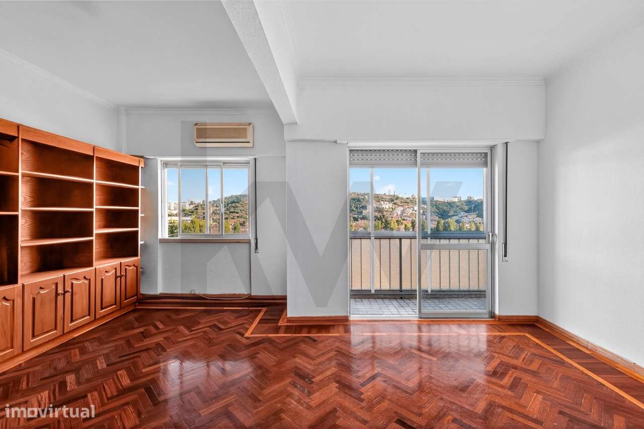 Apartamento T2 com Áreas Generosas e Vistas Desafogadas – Odivelas Cen - Grande imagem: 5/31