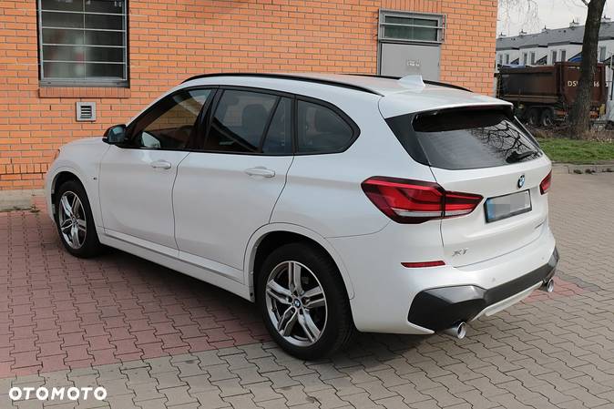 BMW X1 sDrive18d M Sportpaket - 22