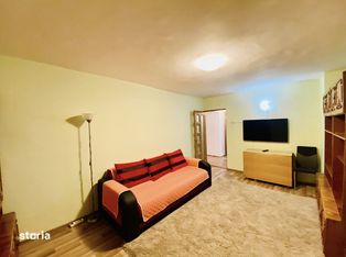 Apartament 2 camere cu 2 balcoane, bucatarie separata - zona linistita