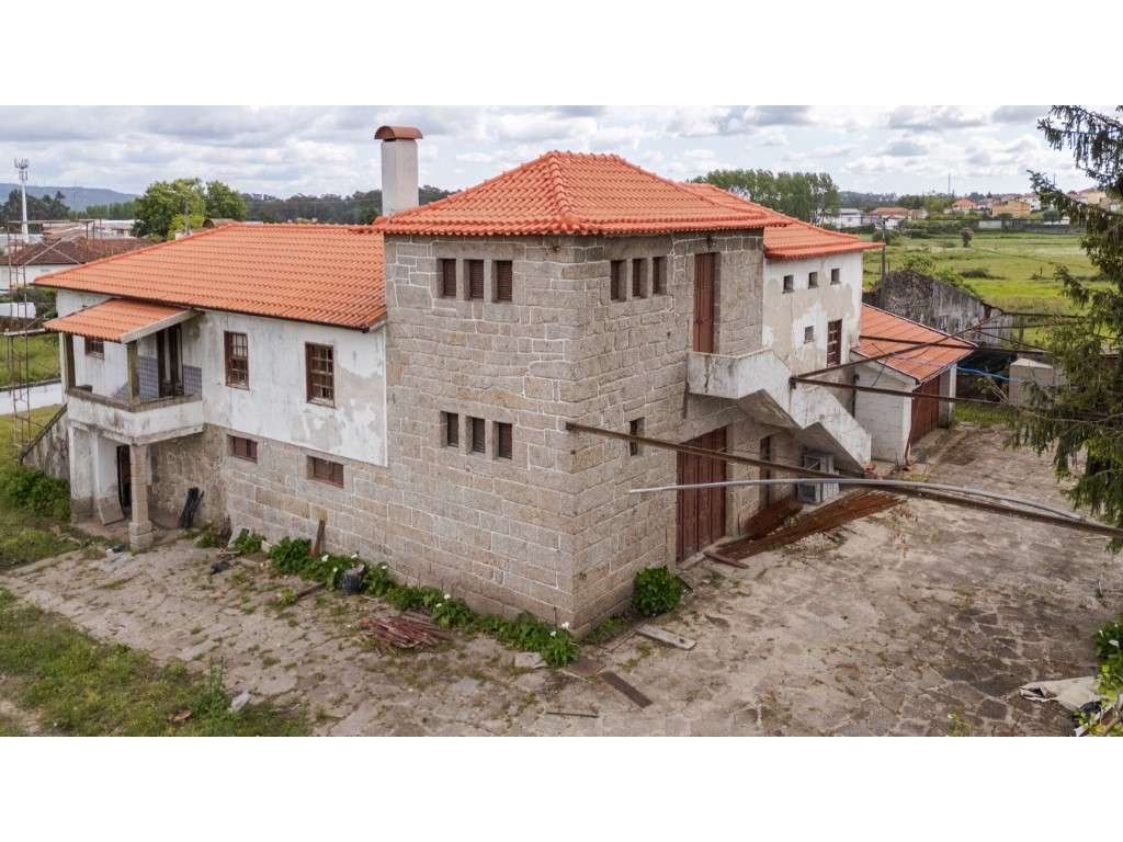 Quinta de Referência próxima da Autoestrada-9