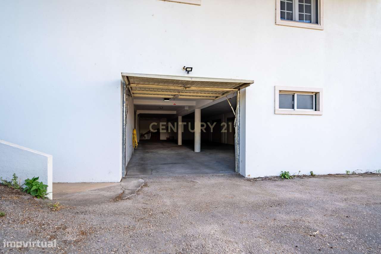 Moderno T1 em Lousã, quase novo e pronto a habitar-35