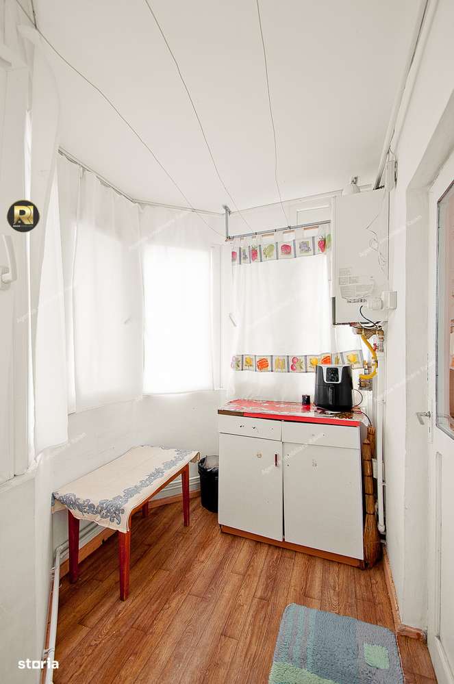 3 decomandate, in Galati, I.C Frimu, langa IFR, etaj 3, sup.68 mp-3