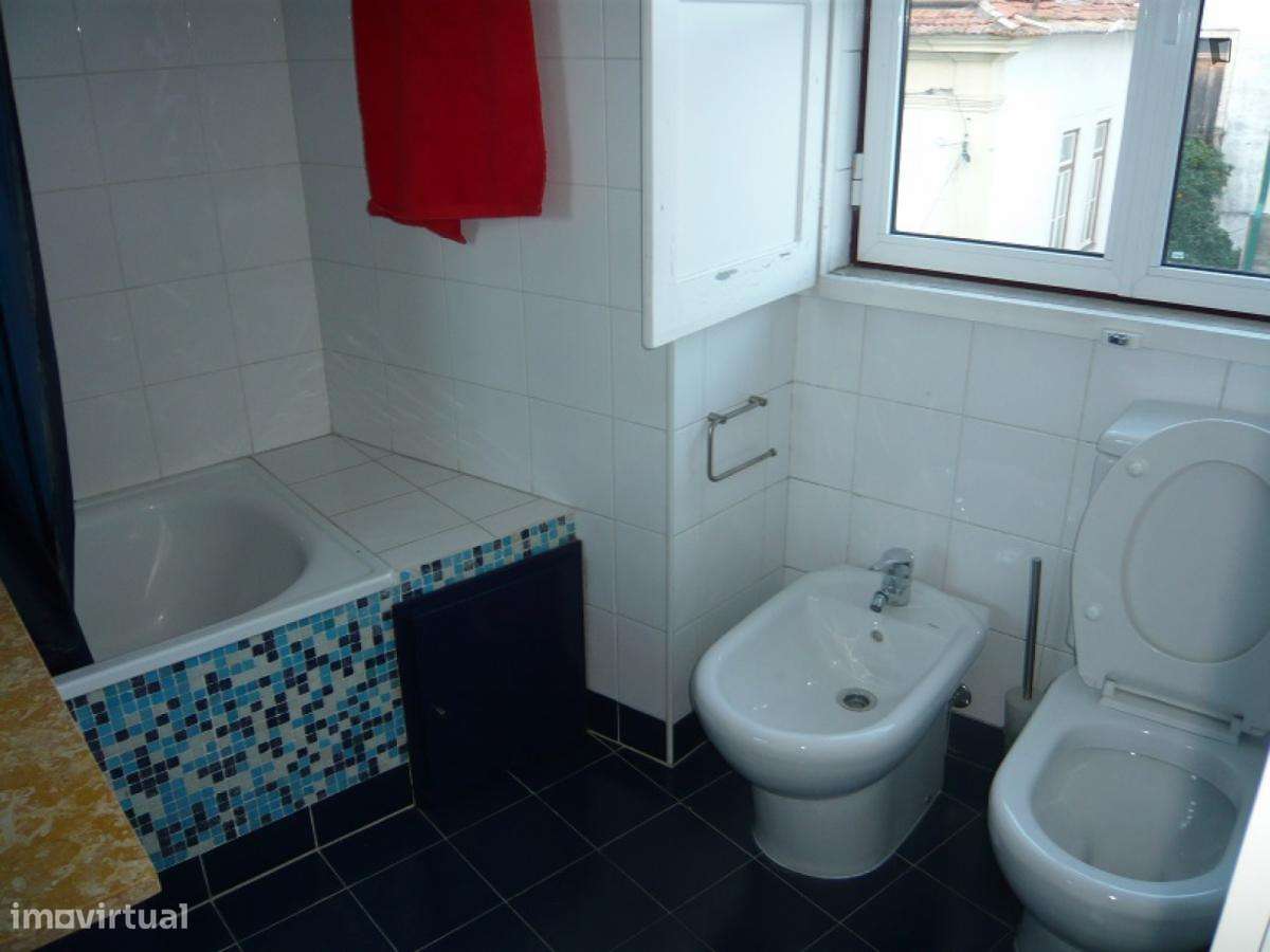 Quarto - localizado em Montes Claros Coimbra - Grande imagem: 4/20