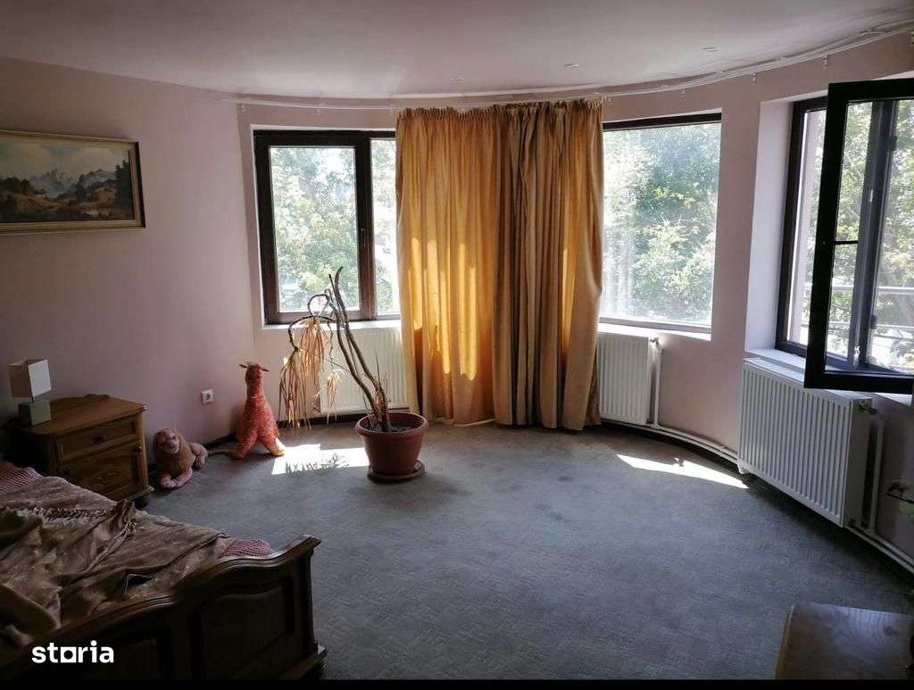 De vanzare vila zona Bariera - Imagine principală: 2/19