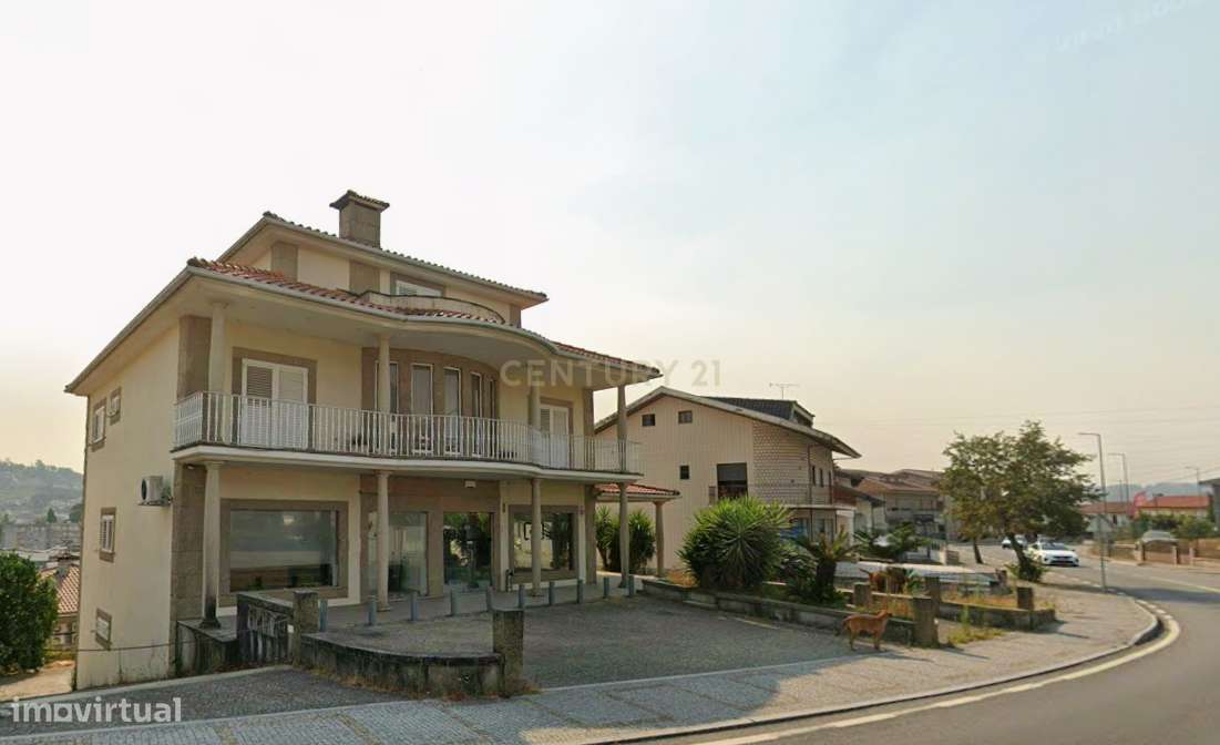 Moradia V4 Alpendorada, Várzea e Torrão – Marco de Canaveses - Grande imagem: 2/29