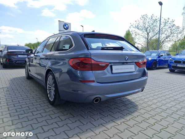 BMW Seria 5 530i xDrive - 8