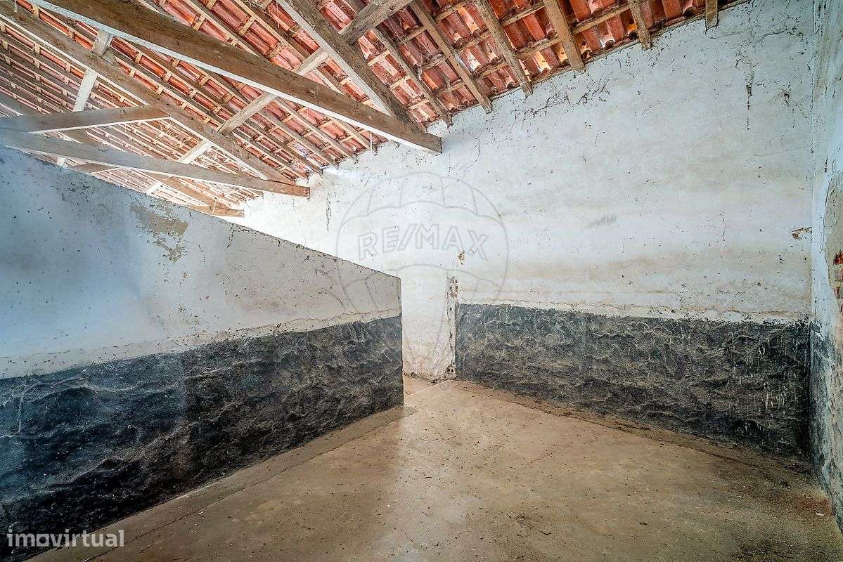 Moradia T4 para venda-30