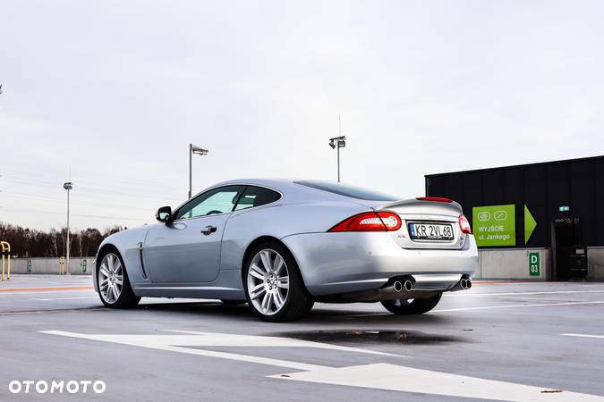 Jaguar XK XKR 5.0 Kompressor Coupe - 4