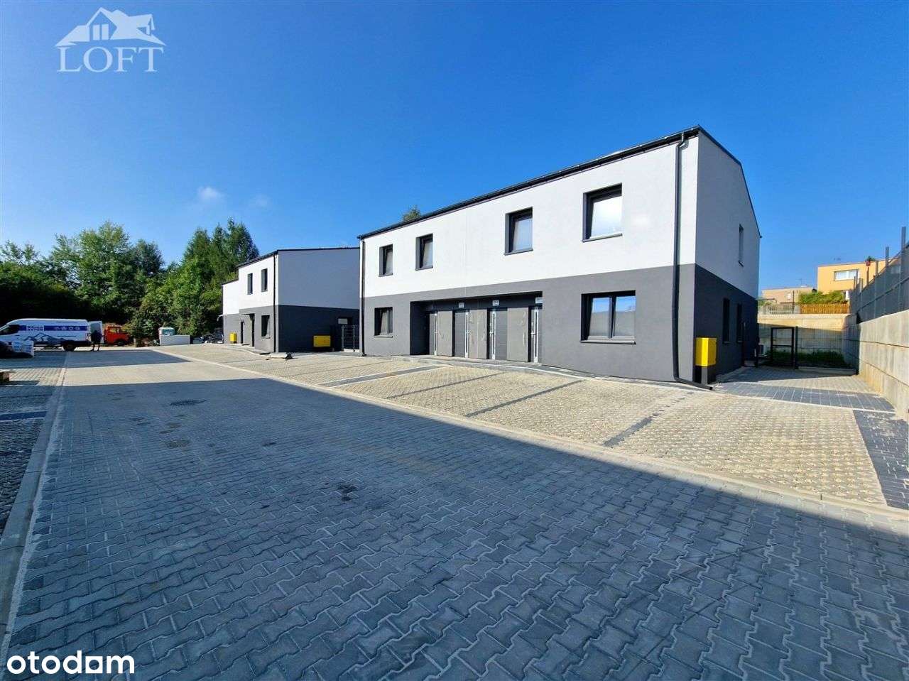 Deweloperski lub pod klucz-19