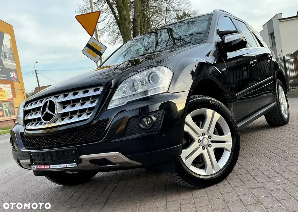 Mercedes-Benz ML 300 CDI BlueEff 4-Matic - 2