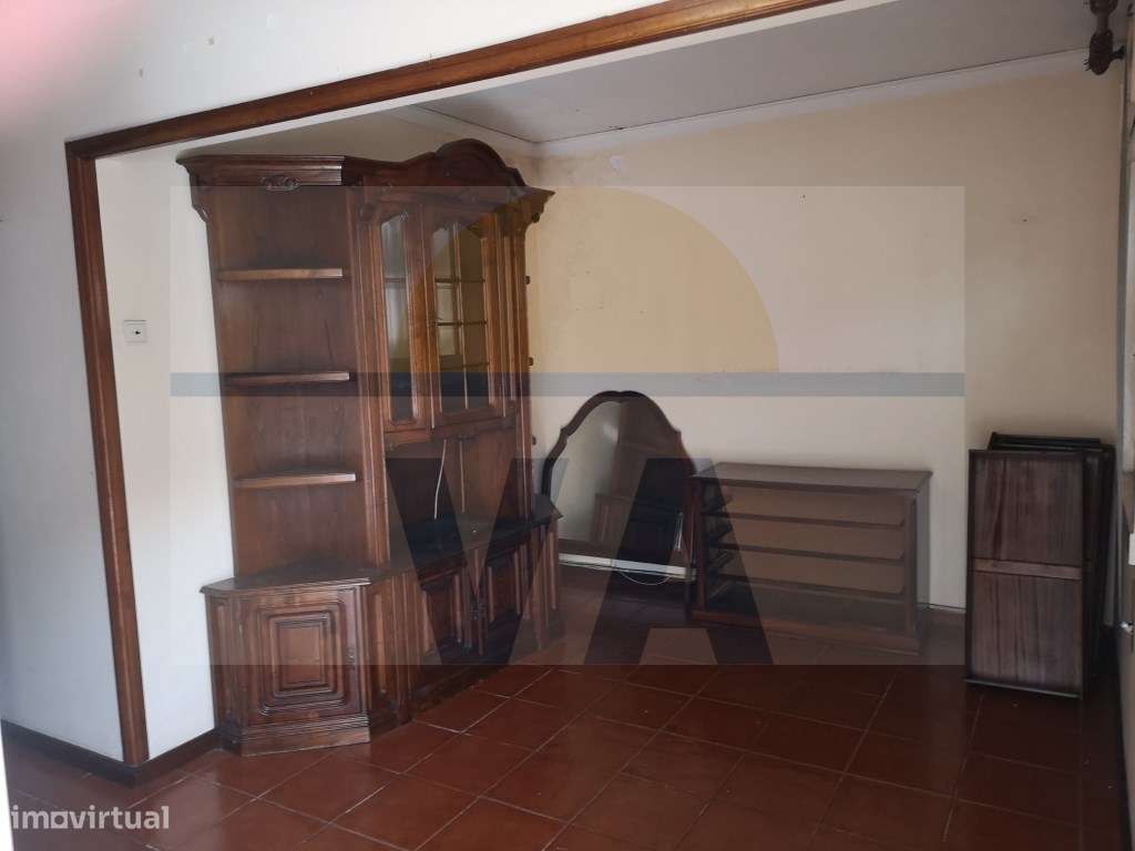 Moradia para reabilitar em zona nobre da cidade do Porto - Grande imagem: 5/15