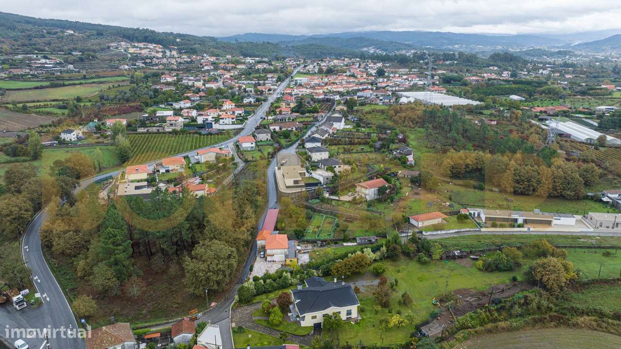 Moradia T4 de Arquitetura Moderna-24