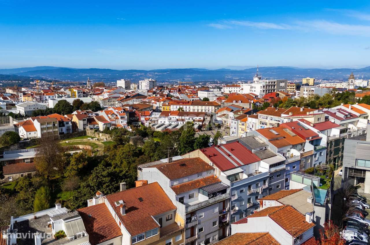 Apartamento T2 na Rua do Sardoal, S. Vicente, Braga - Grande imagem: 3/35