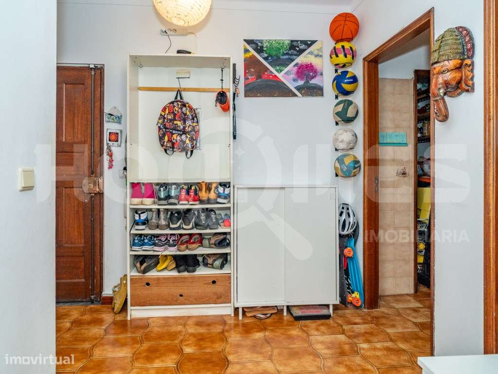 Apartamento T3 | Garagem | Arrumos | Centro Histórico-5