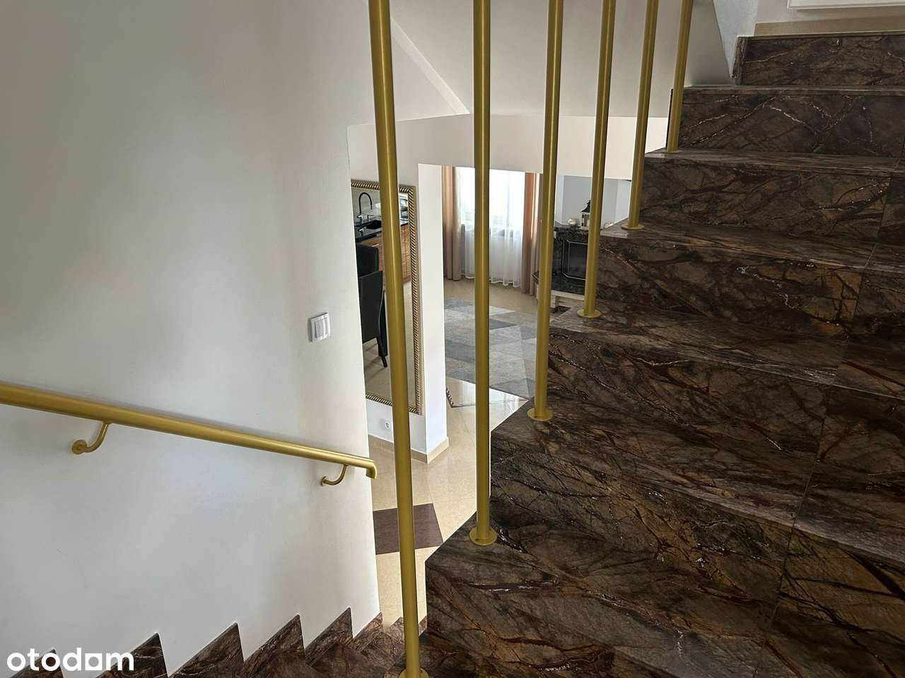 Dom w zabudowie bliźniaczej z dużym garażem - 6 pokoi Pruszków Żbików-12