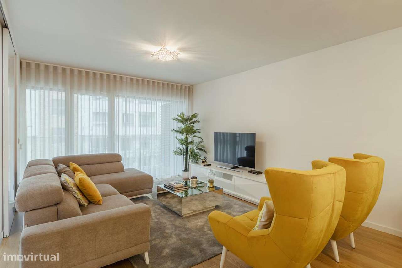 Apartamento Mobilado - São Domingos de Benfica - Grande imagem: 3/51