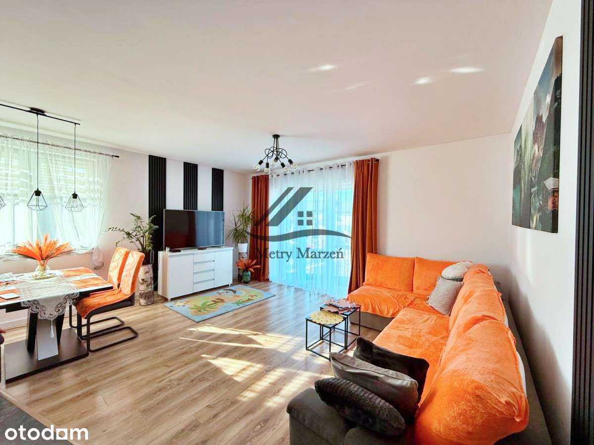 Niewielki urokliwy dom! Cicha i spokojna okolica!-5