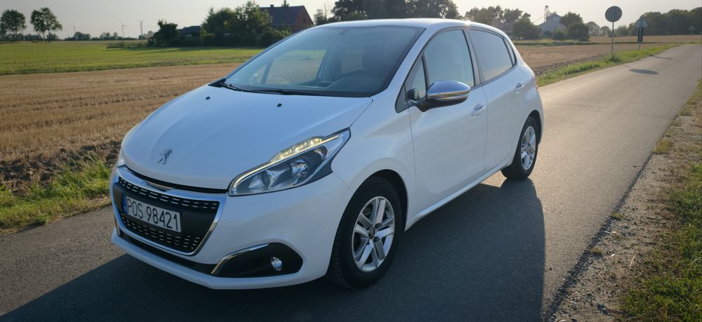 Peugeot 208 I (2012-2019) 1.6 BlueHDi Active 2017