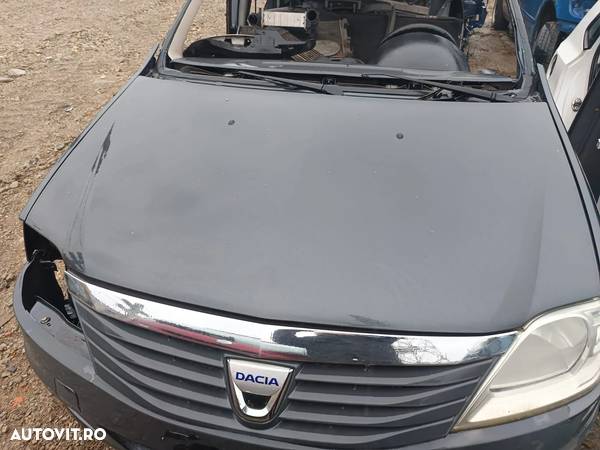 Capota motor Dacia Logan MCV 2010 - 1