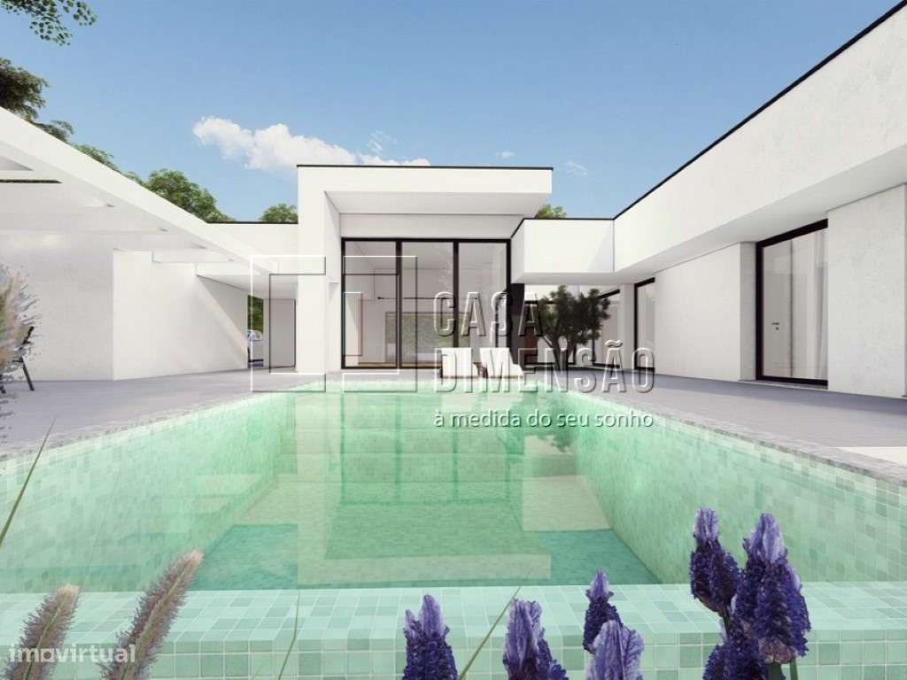 Moradia Térrea isolada de Arquitectura Moderna de tipologia T4 na z...-18