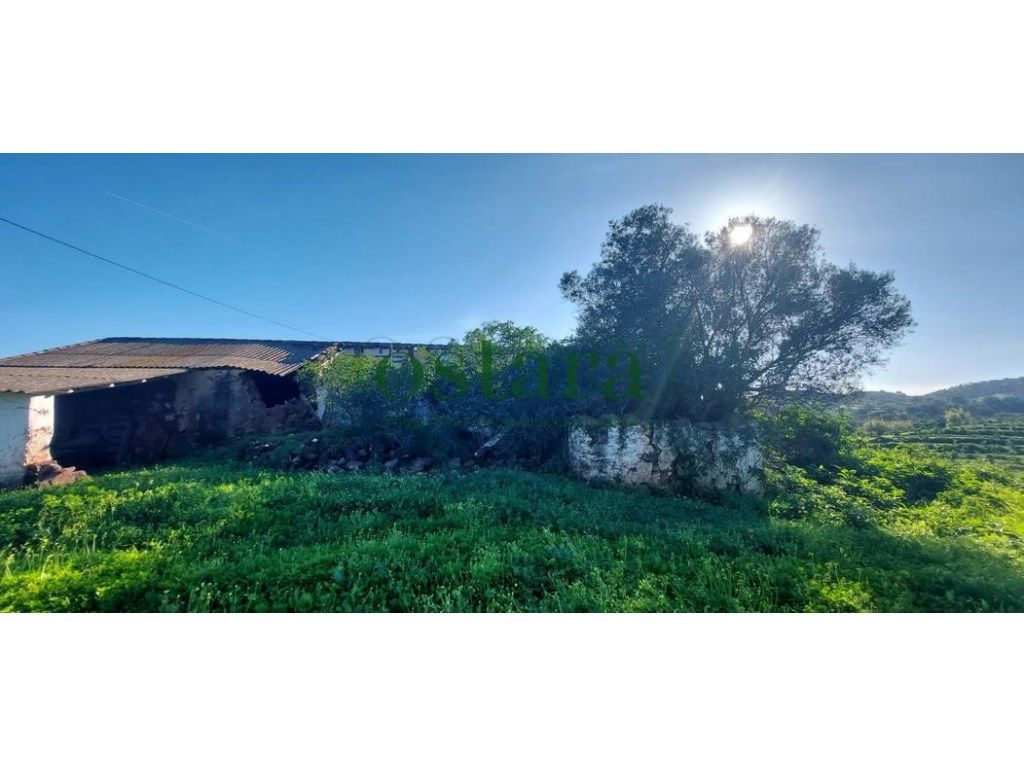 Herdade em ruína, com armazem, Tavira