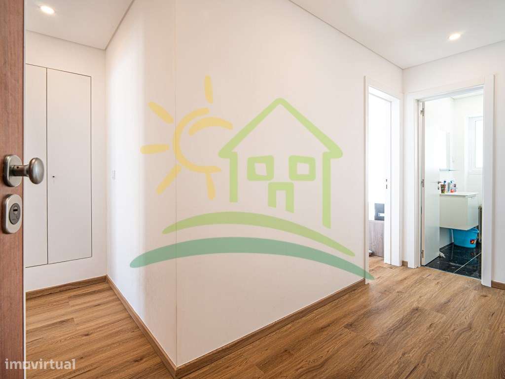 Apartamento T1 Tot. Remodelado Olival Basto Terraço 80m2-25