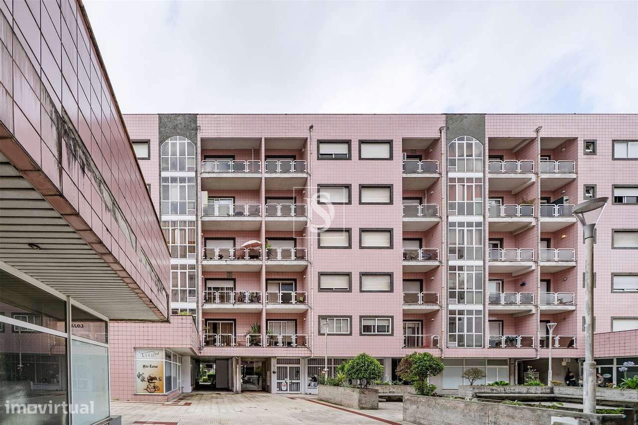 Apartamento T1+1 remodelado | 76 m² | Fermentões, Guimarães-20