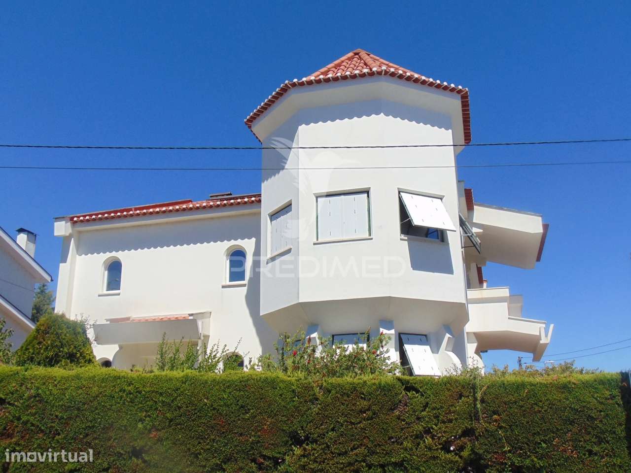 Vivenda c/ Jardim junto ao hospital de Lordelo - Vila Real - Grande imagem: 3/37