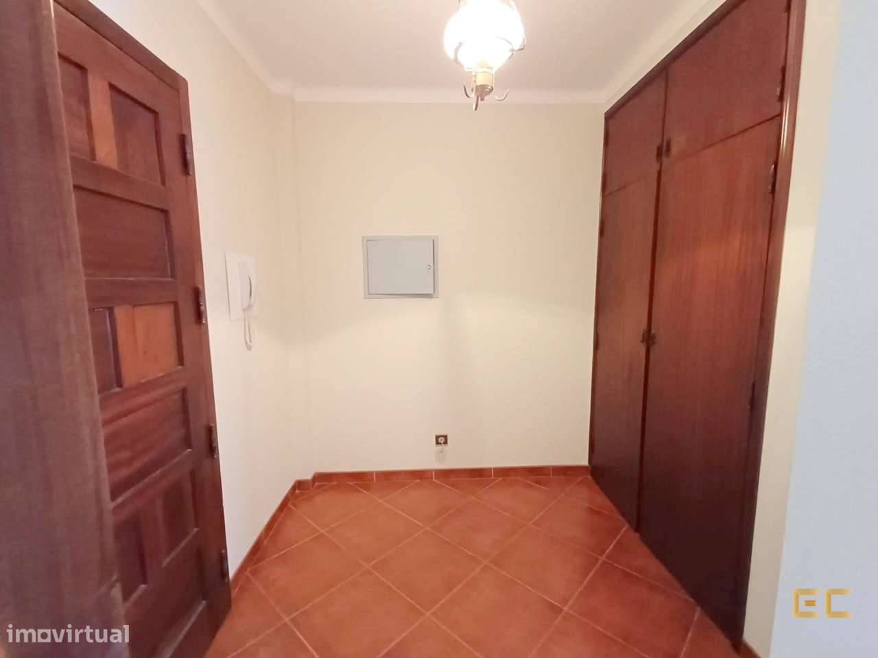 Apartamento T2 -   Alto do Forno!-3