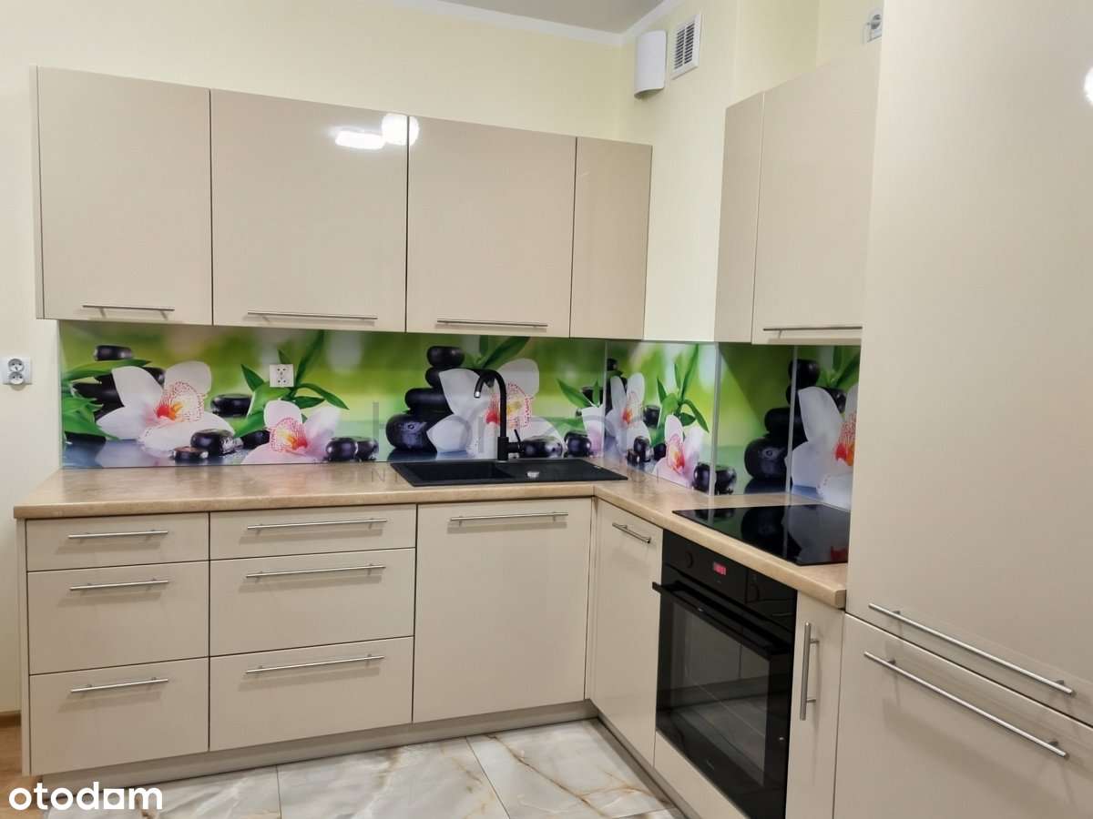 Mieszkanie 2-pokojowe  przy ul. Bałtyckiej  z garażem!-6