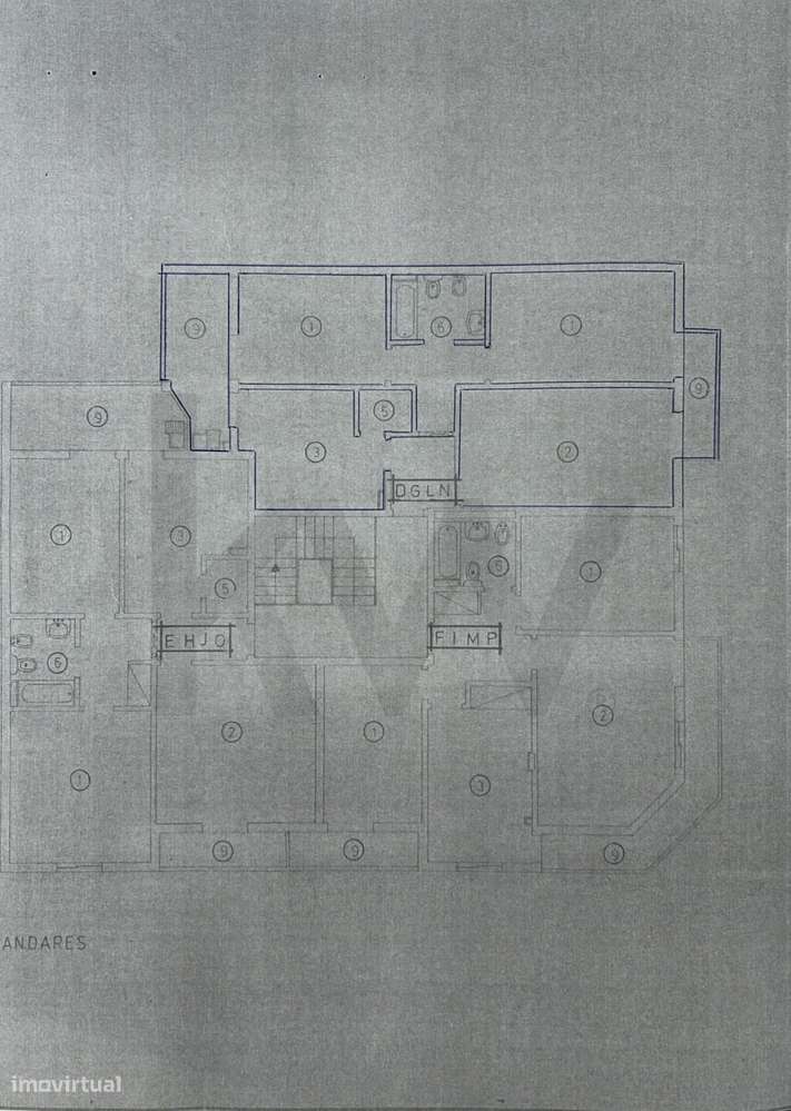 Apartamento T2 na Rua Dr. José Afonso, Quelfes - Conforto, Remodelado-19