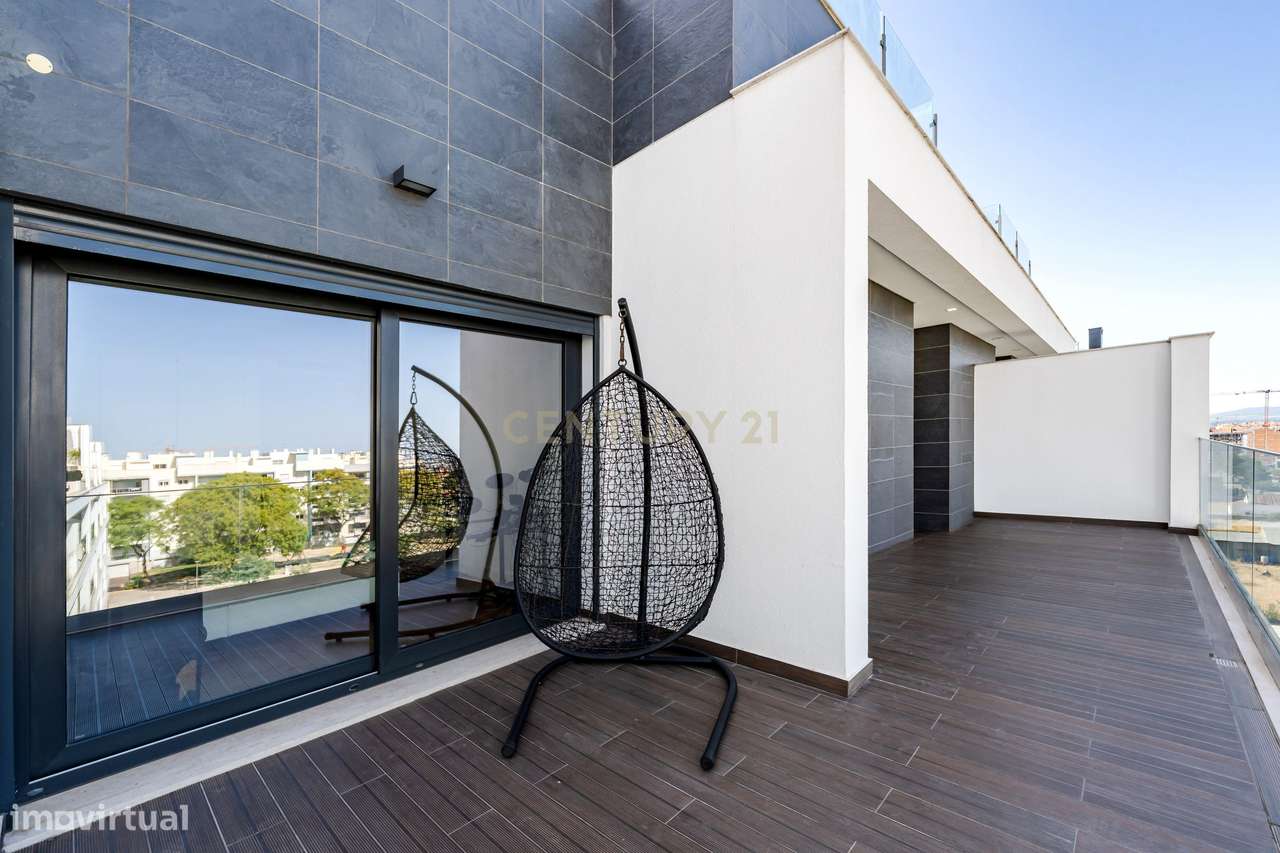 PINUS URBAN GARDEN | DUPLEX DE EXCEÇÃO COM PISCINA PRIVATIVA E TERRAÇO-35