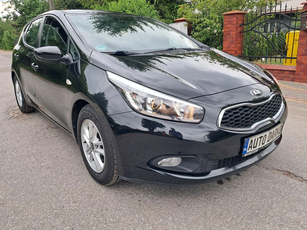Kia Ceed II 1.4 CVVT Attract 2013