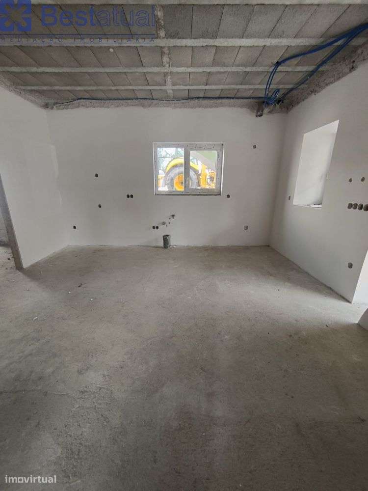 Moradias Bifamiliar - Acab. de Qualidade - Avidos-23