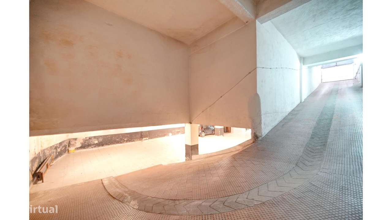 Apartamento T1 em Lisboa com terraço-16