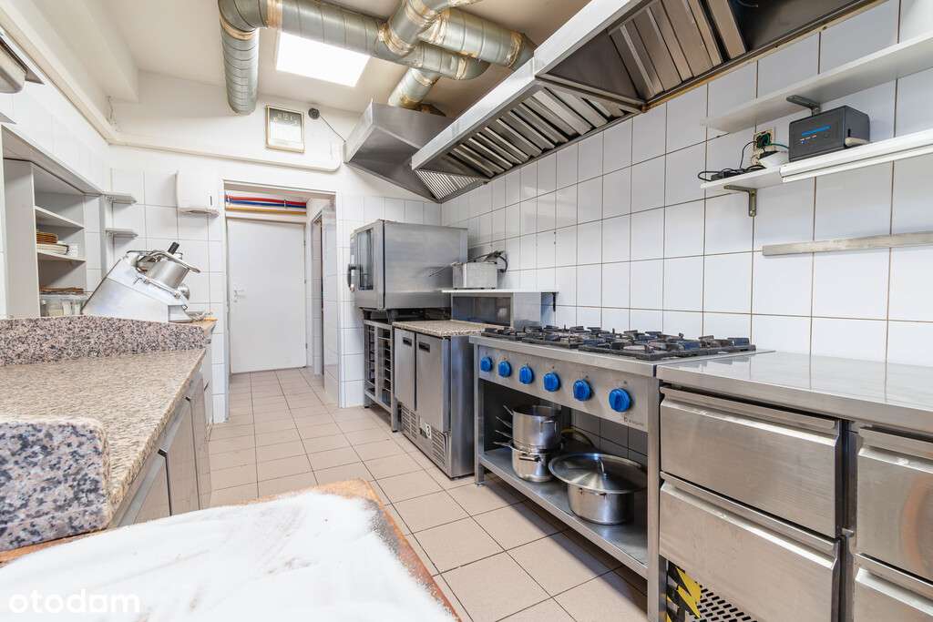 Lokal usługowy po remoncie w Tułowicach, 109 m2-8