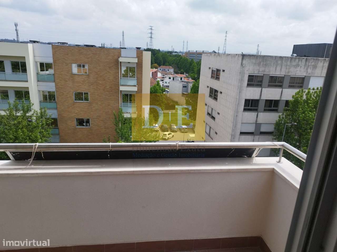 Apartamento T4 em Zona Nobre da Maia nos Maninhos-7