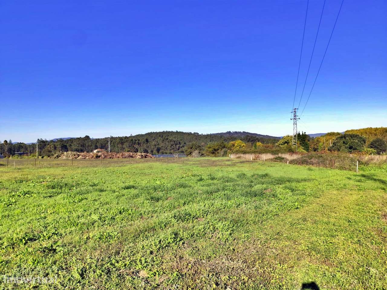 Terreno, Braga, Barcelos, Alheira e Igreja Nova - Grande imagem: 5/12