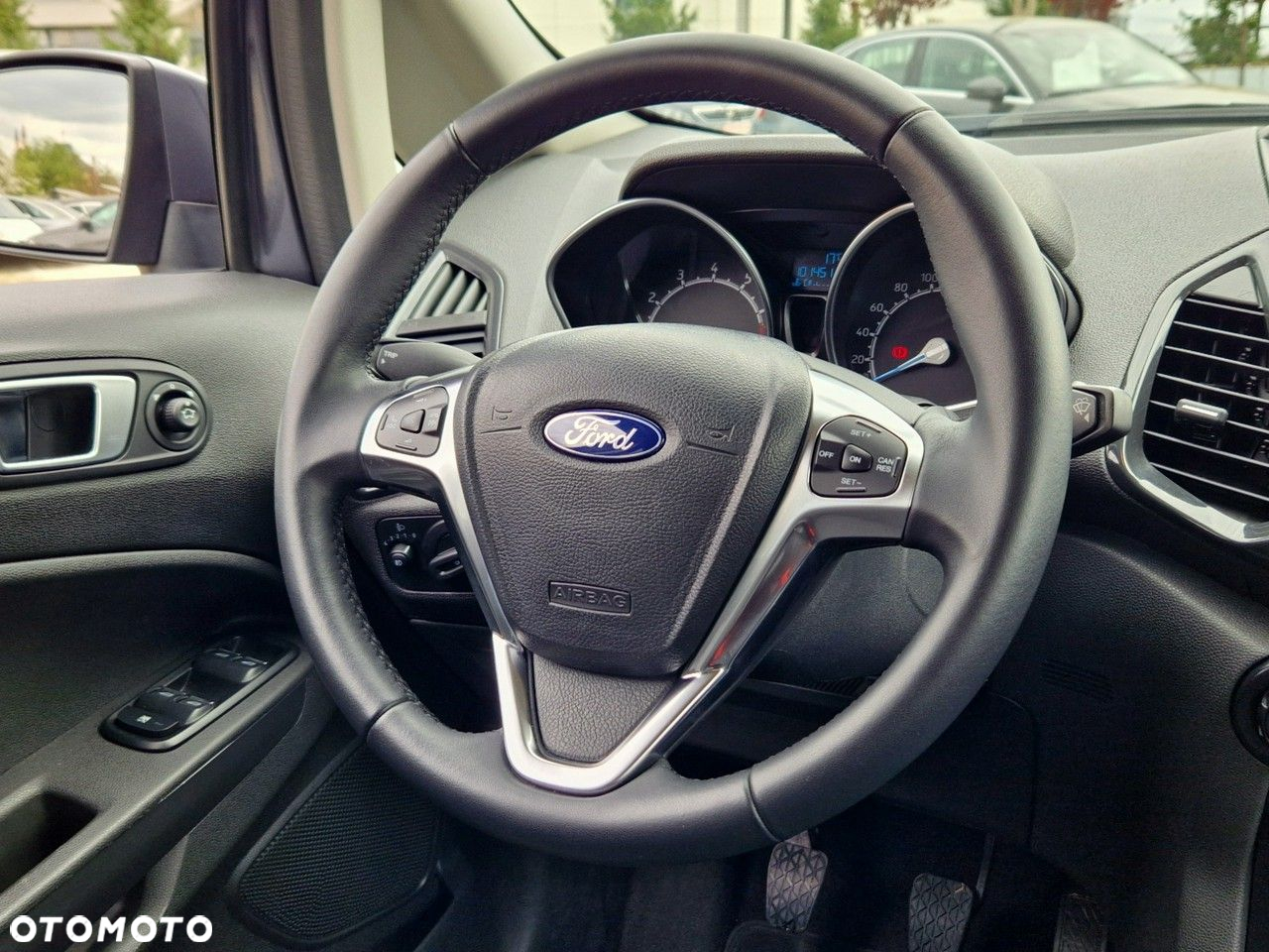 Ford EcoSport - 25