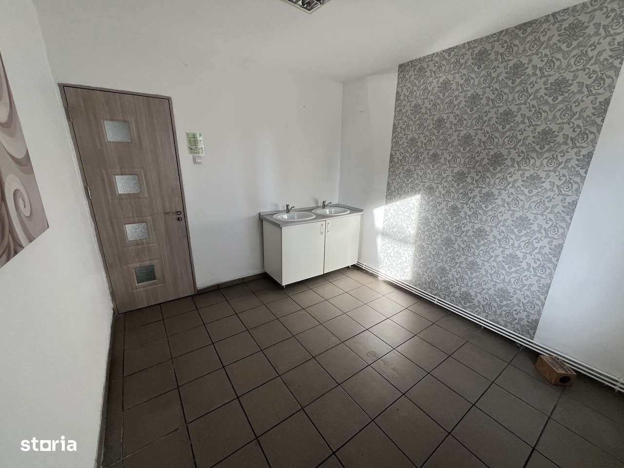 Camera pentru cosmetica/ manichiura si pedichura,zona Vasile Aaron - Imagine principală: 5/5