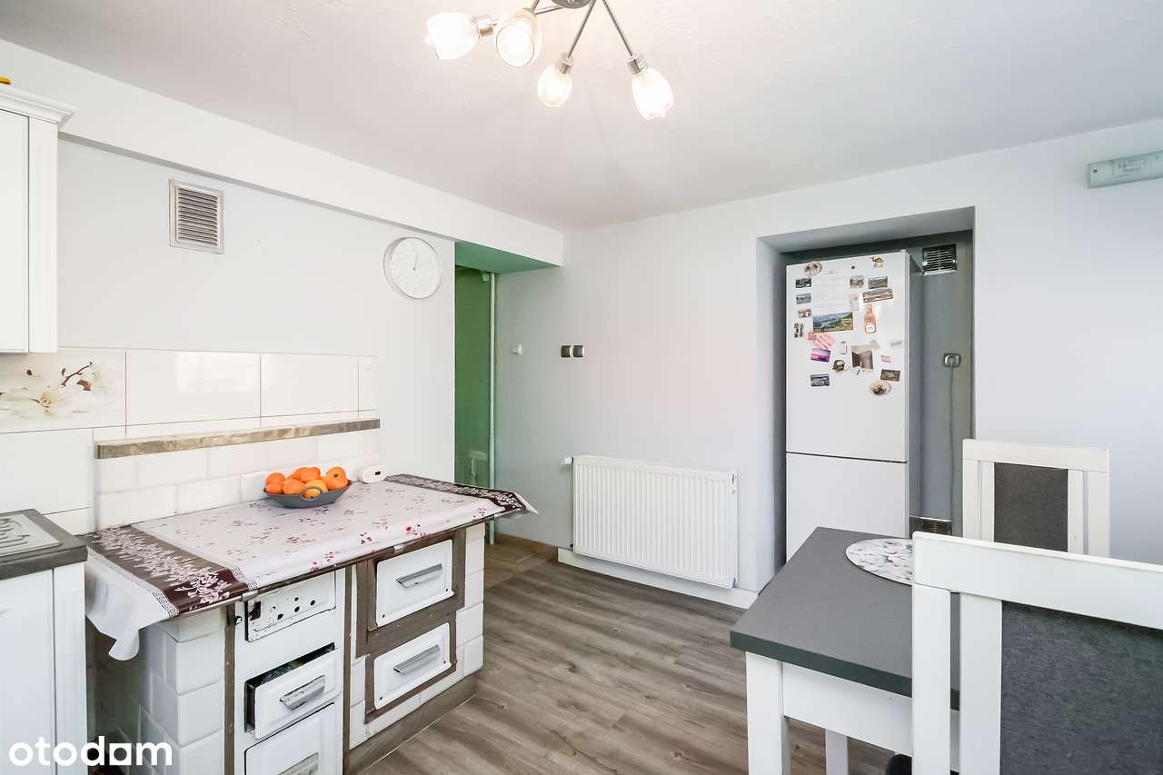 Dom wolnostojący z szybkim wyjazdem na A4, garaż, duży ogród - Pełny obrazek: 4/12