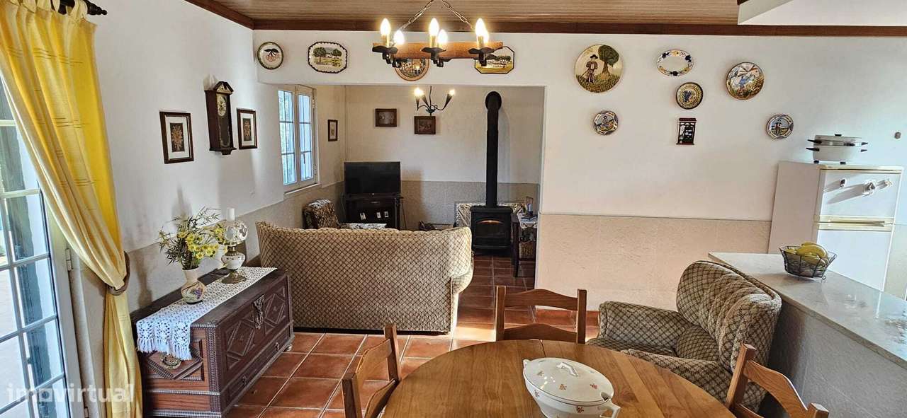 Moradia Térrea / Quintinha em Foros de Salvaterra-11